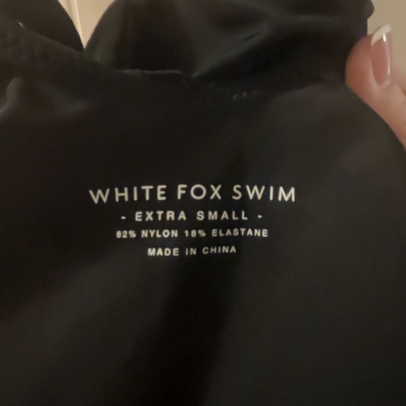 White Fox Swim Sexy One-Piece, size XS - Picture 4 of 4